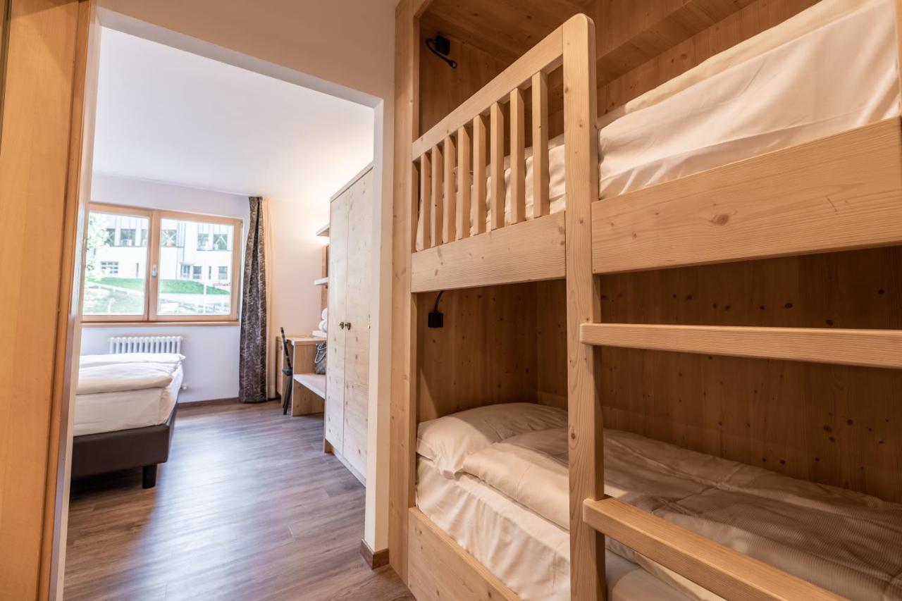 Hotel Sporting Ravelli Mezzana  Extérieur photo