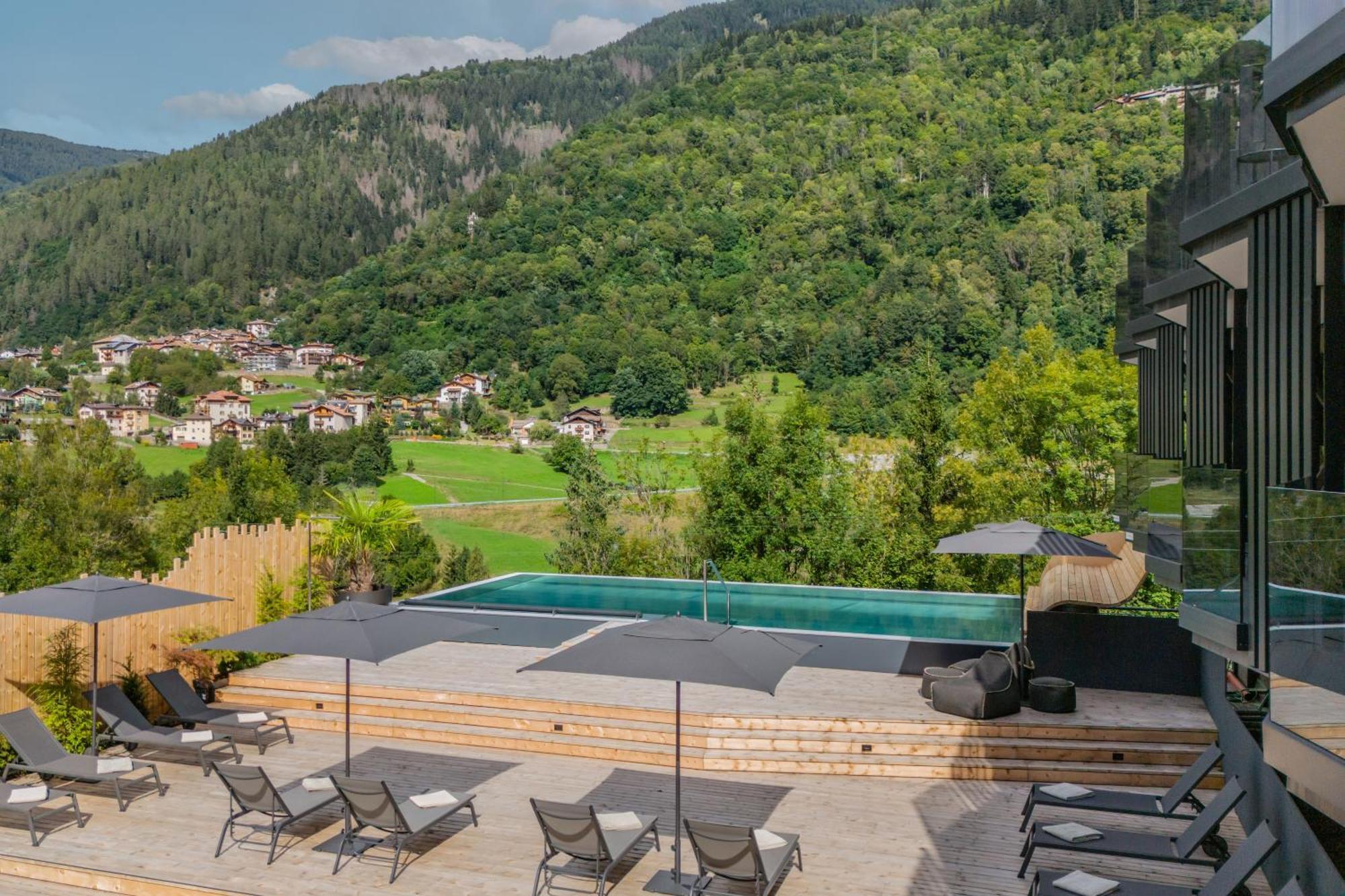 Hotel Sporting Ravelli Mezzana  Extérieur photo