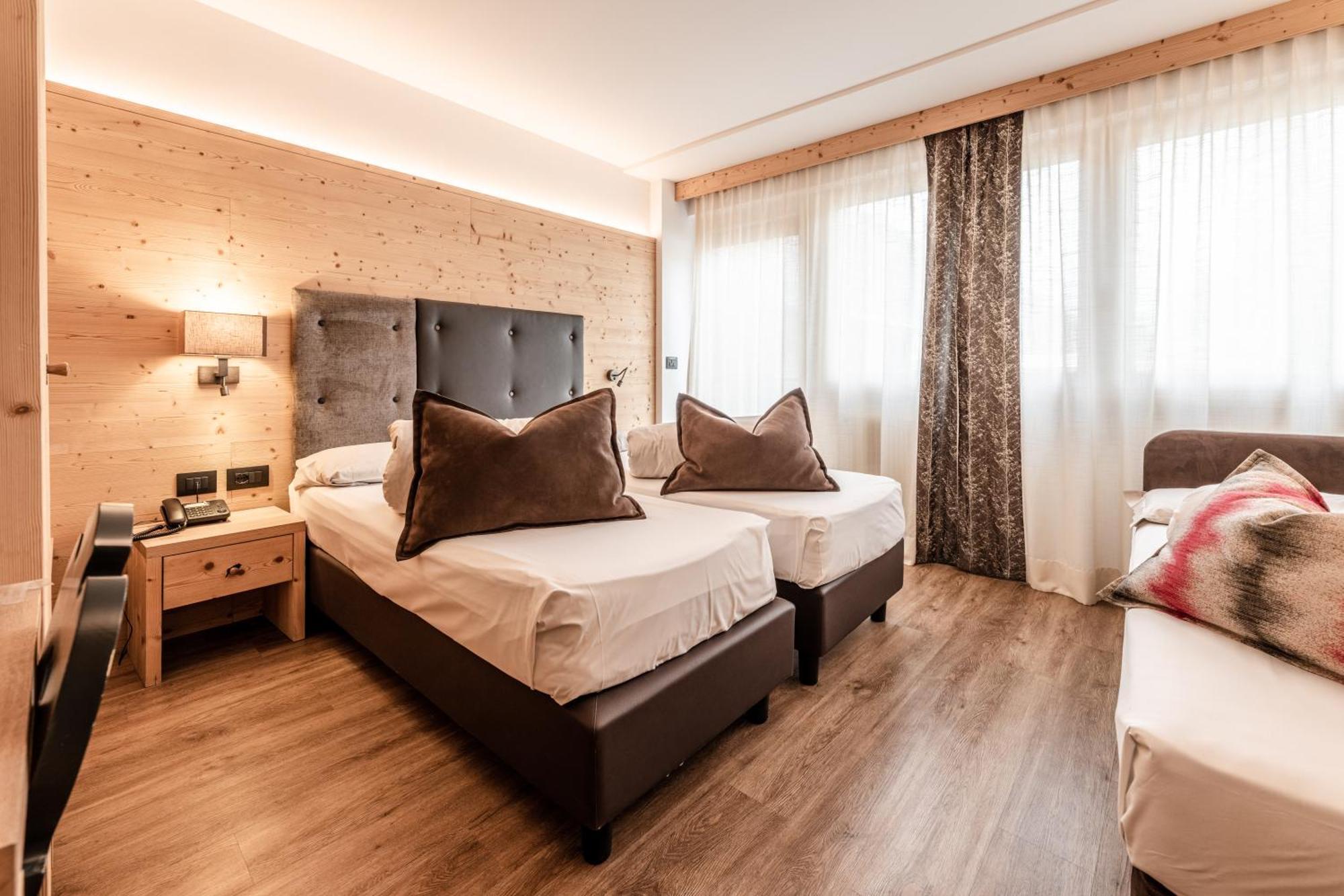 Hotel Sporting Ravelli Mezzana  Extérieur photo