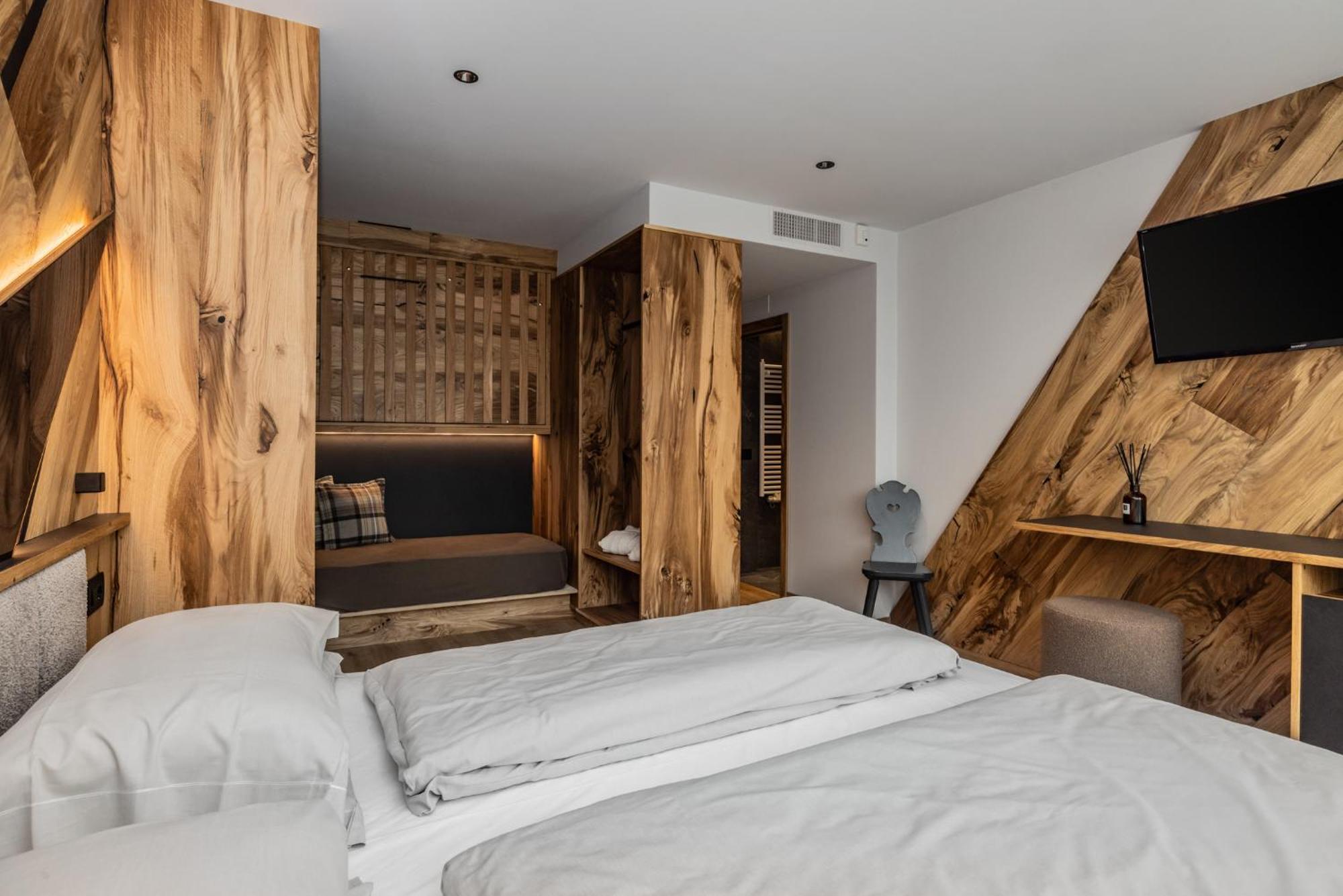 Hotel Sporting Ravelli Mezzana  Extérieur photo