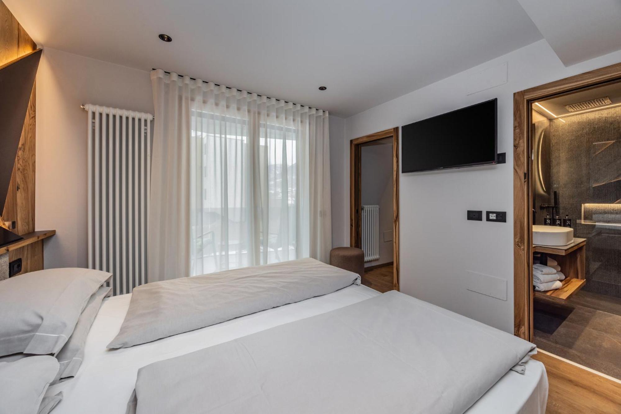 Hotel Sporting Ravelli Mezzana  Extérieur photo