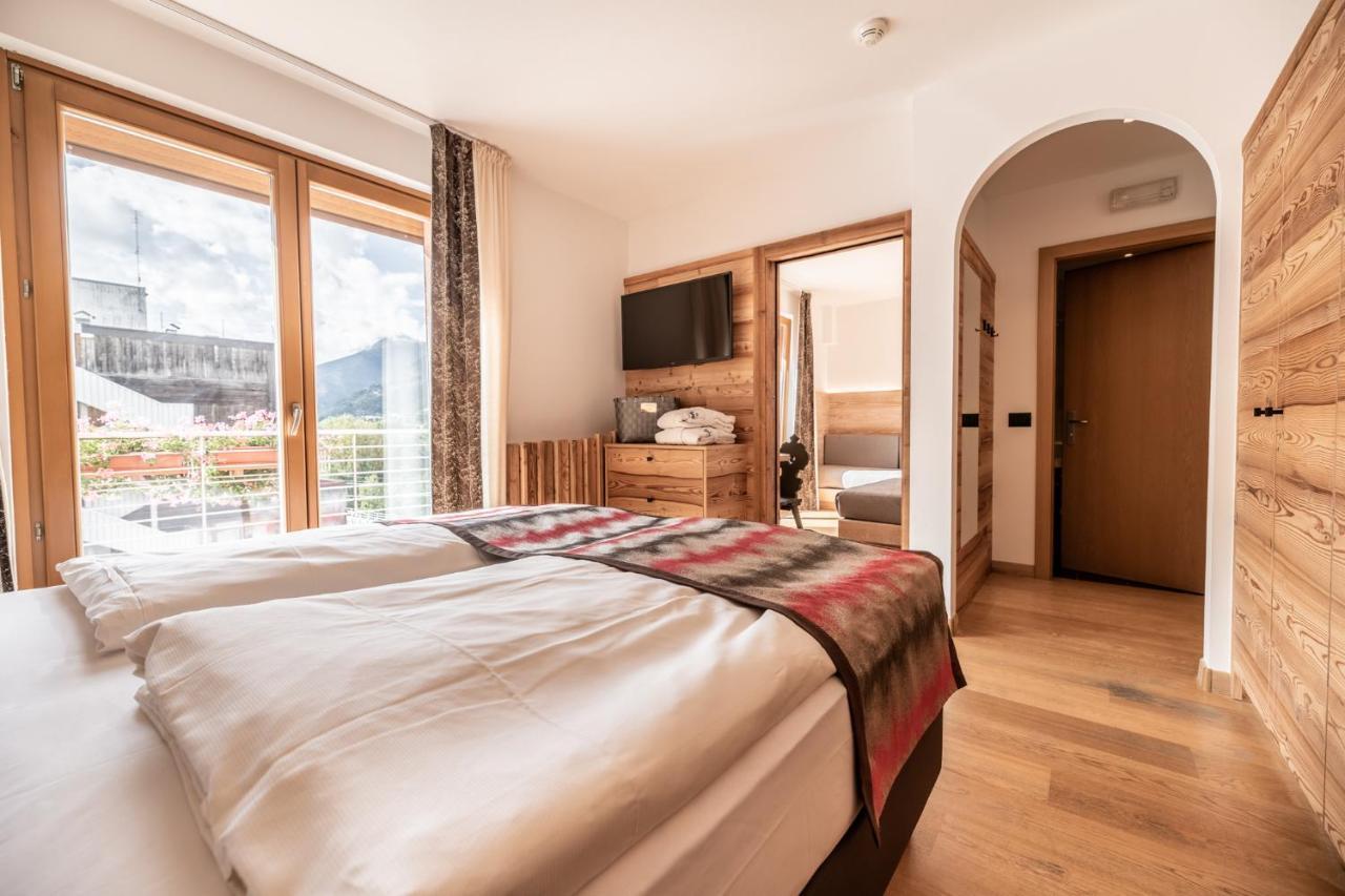 Hotel Sporting Ravelli Mezzana  Extérieur photo